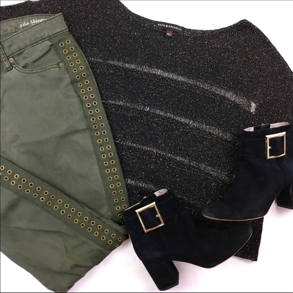 Rock & Republic Sweaters - 3/$15! Rock&Republic Oversized Metallic Sweater